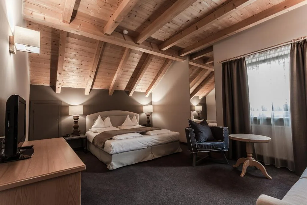 Camera Quadrupla — Hotel Garni Villa Park