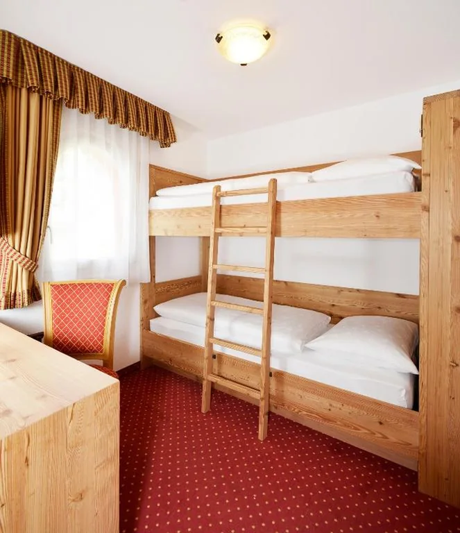 Quadruple Room — Hotel Maria