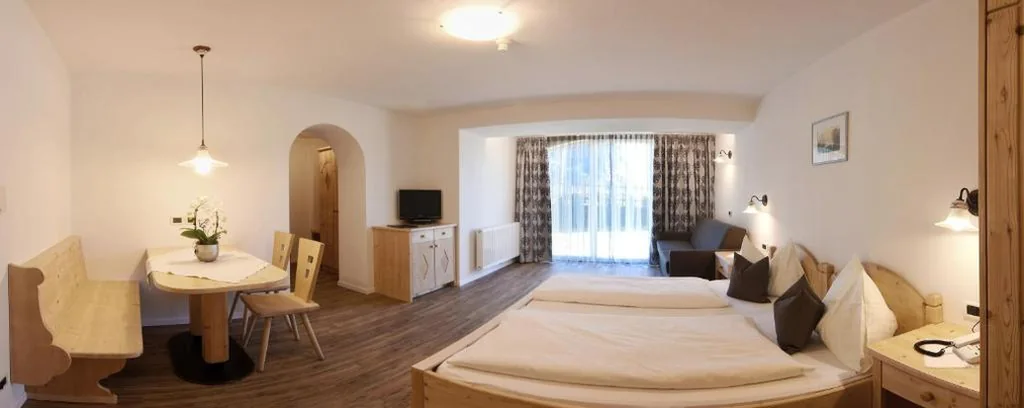 Camera Quadrupla - Piano Terra — Residence Rautal B&B ***S