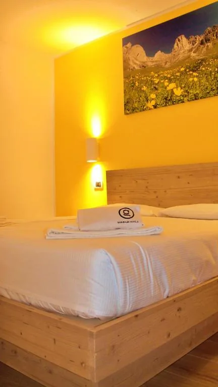 Camera Quadrupla Standard — GH Hotel Monzoni