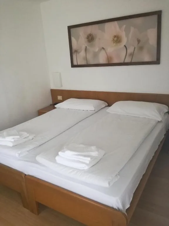 Camera Quadrupla Standard — Park Hotel Miramonti