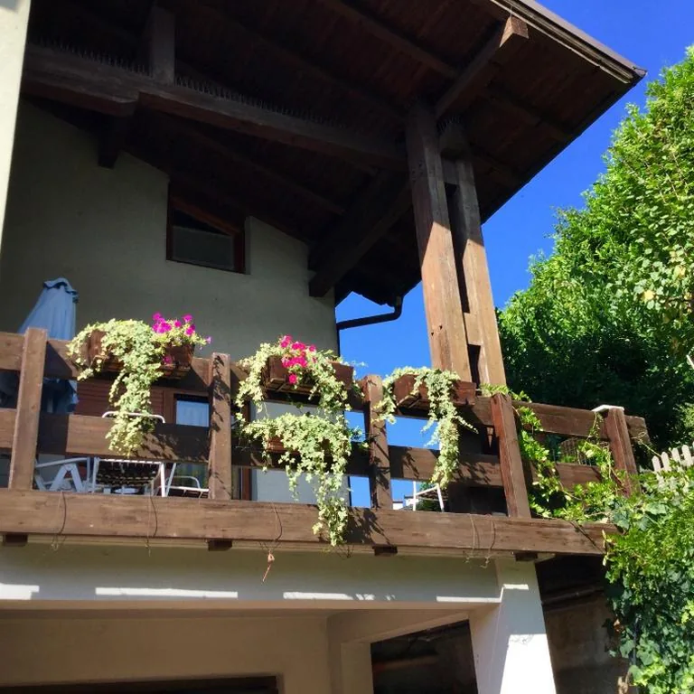Camera Queen — BnB Trento
