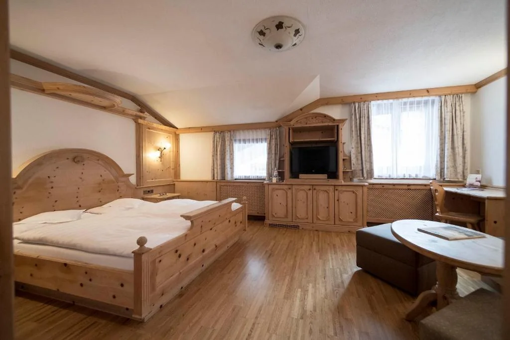 Camera Queen Standard — Posta Zirm Hotel
