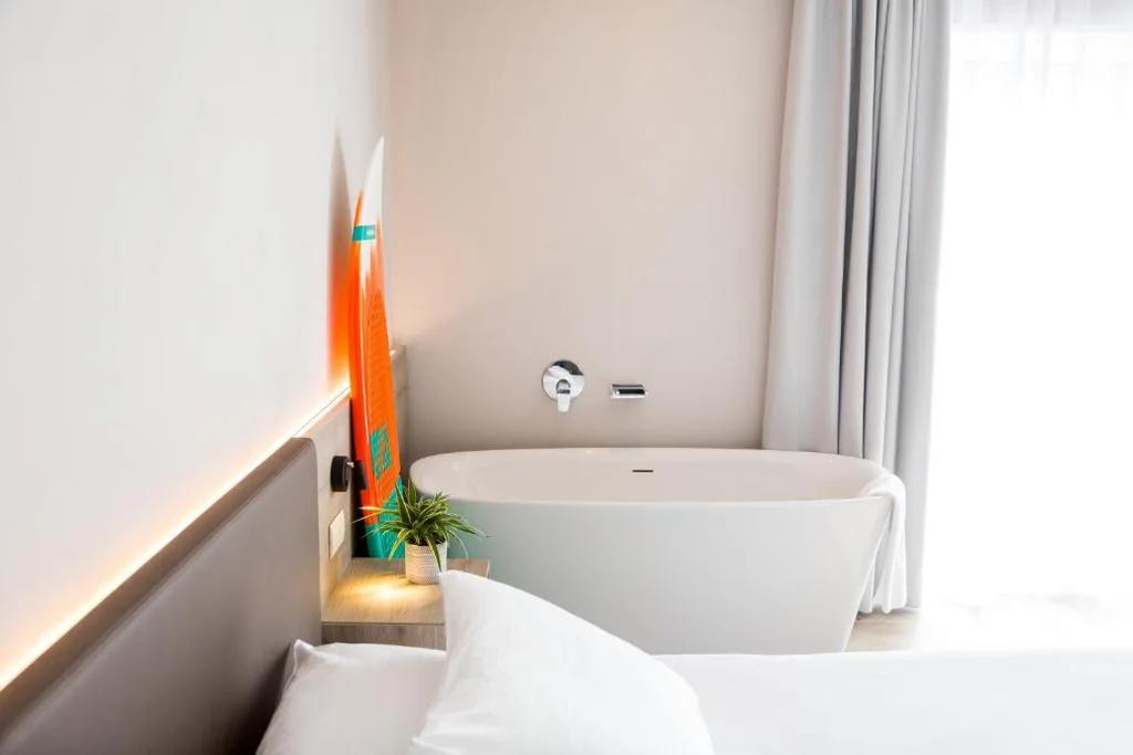 Queen Superior Room with Balcony — GoTì Hotel