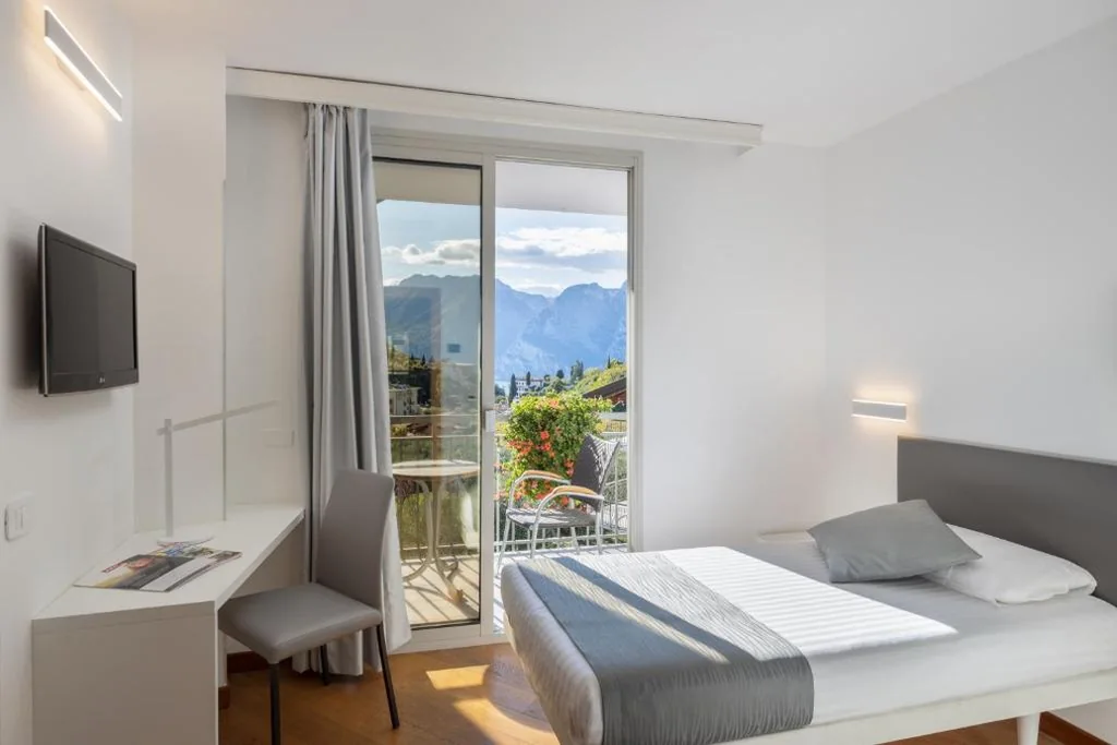 Camera Singola Basic — Hotel Continental – Tonelli Hotels