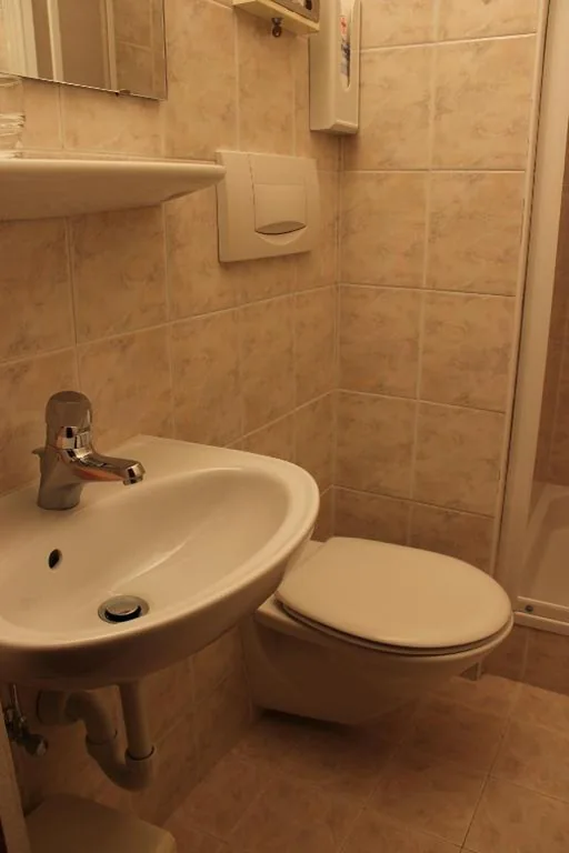 Camera Singola Budget — Hotel Villa Emilia