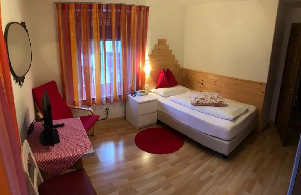 Single Room — Chalet Madrisa