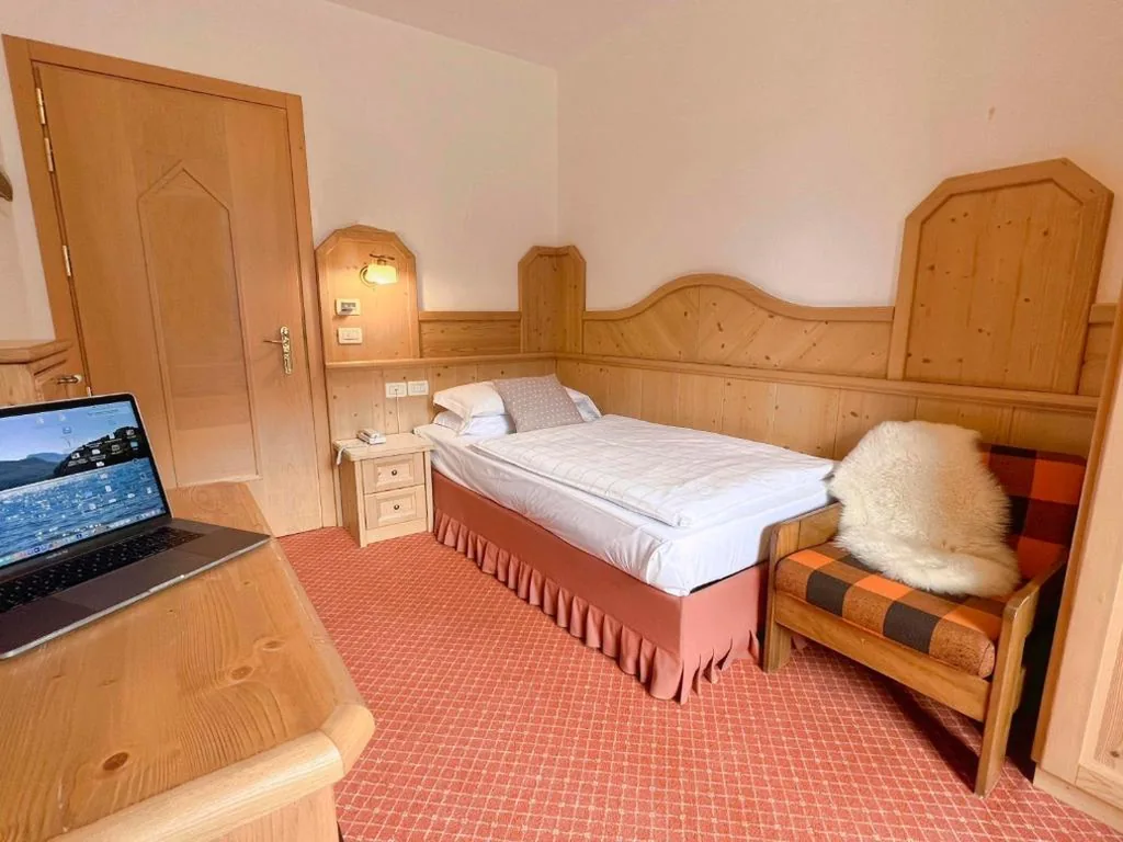 Single Room with Balcony — Alledolomiti Boutique Lake Hotel – Adults friendly