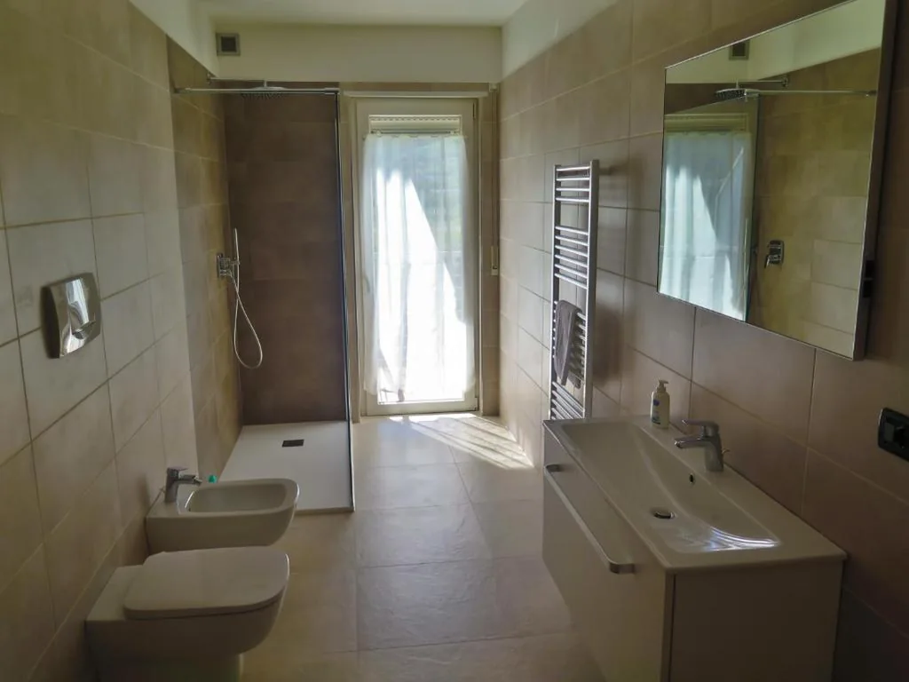 Camera Singola con Balcone — Bed and Breakfast La Cesura
