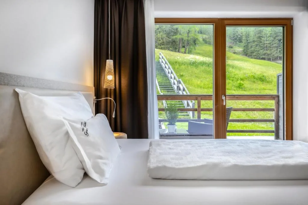 Camera Singola con Balcone — Bio Alpine Hotel Gran Fodà