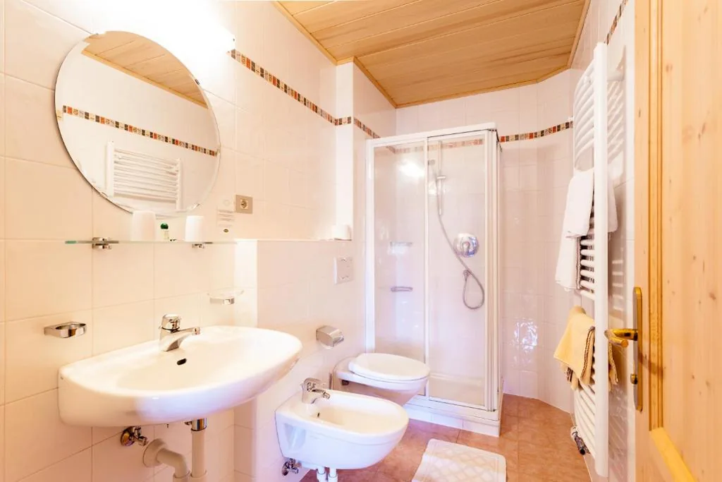 Single Room with Balcony — Gasthof Tuscherhof