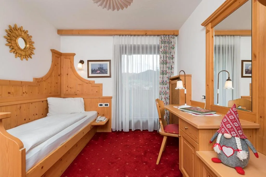 Camera Singola con Balcone — Hotel Christian