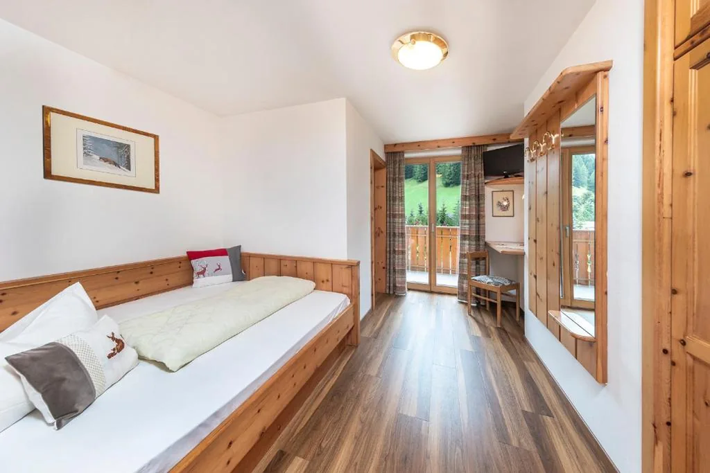 Camera Singola con Balcone — Hotel Jagdhof