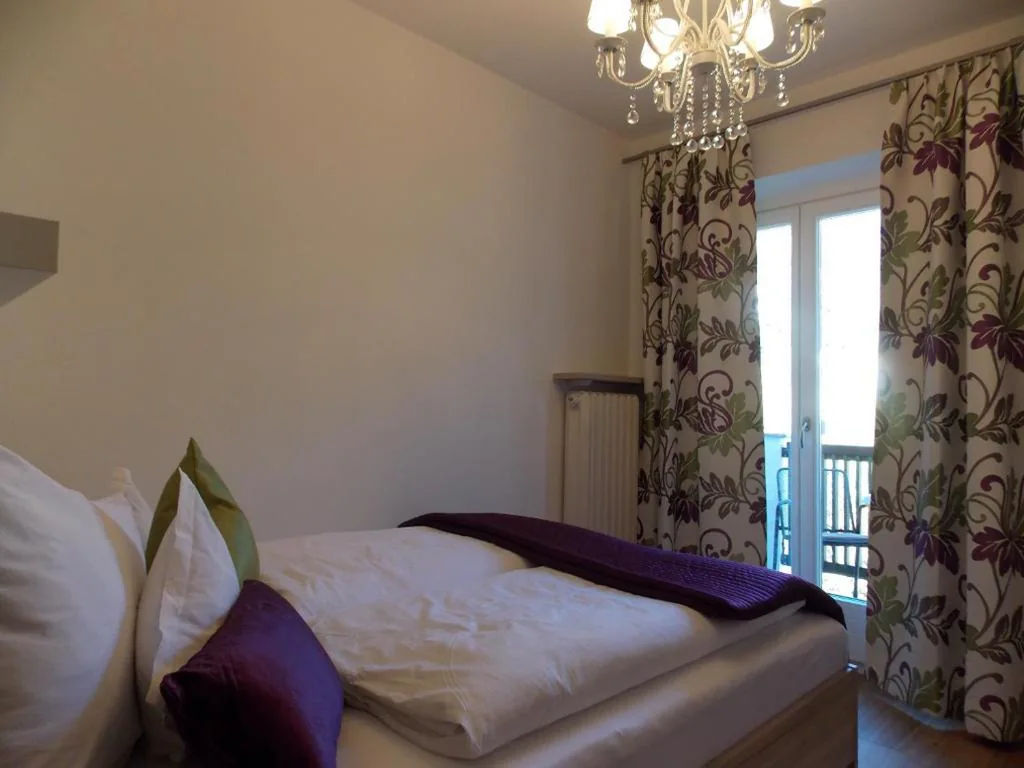 Single Room with Balcony — Hotel Pension Verdorfer