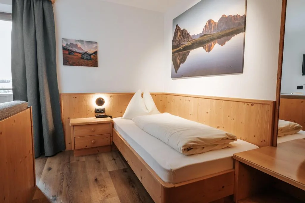 Camera Singola con Balcone — Hotel Tannenhof