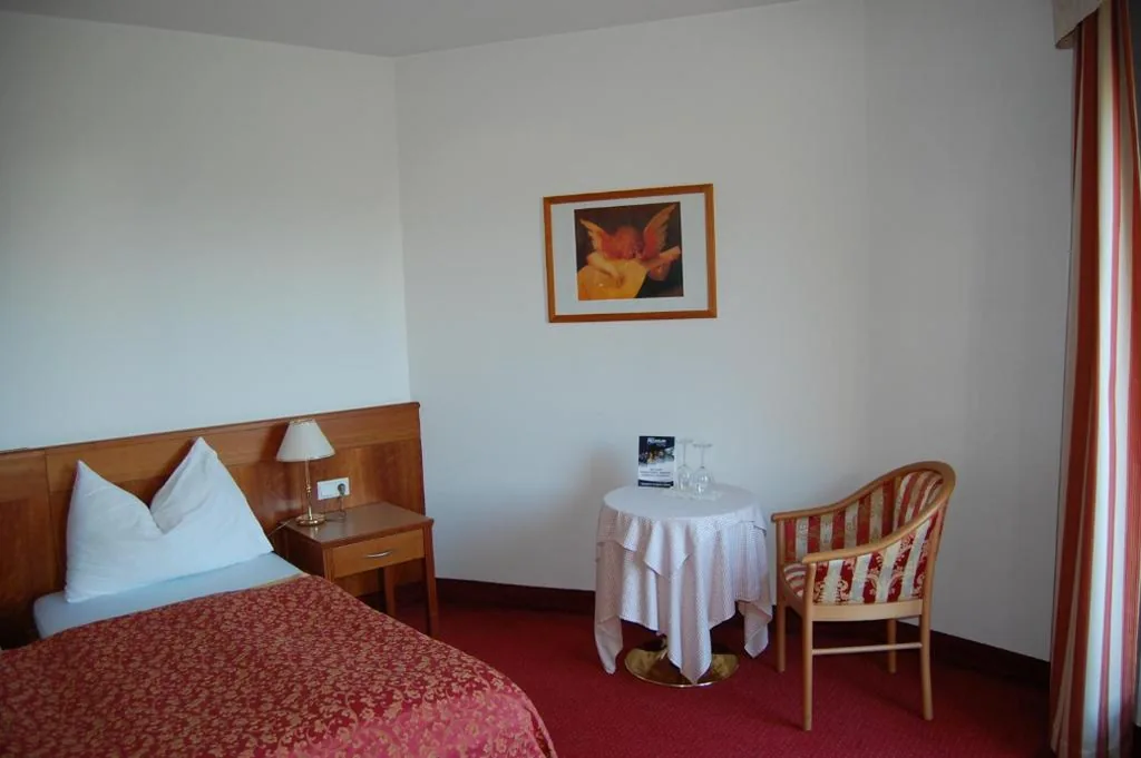 Camera Singola — Gardenhotel Premstaller