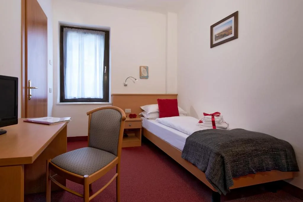 Camera Singola — GH Hotel Piaz