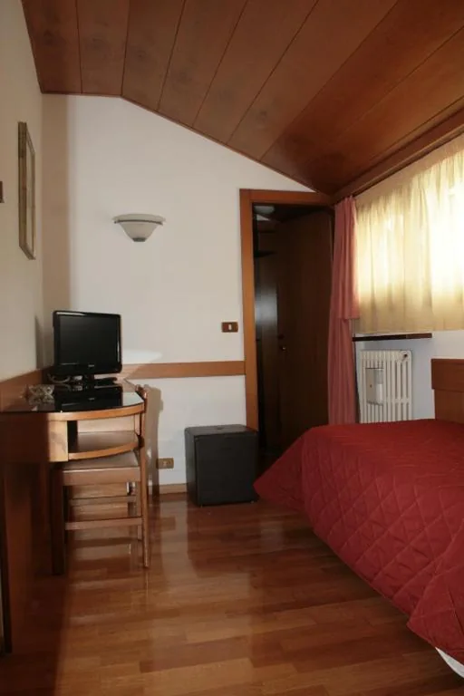 Camera Singola — Hotel Cristallo