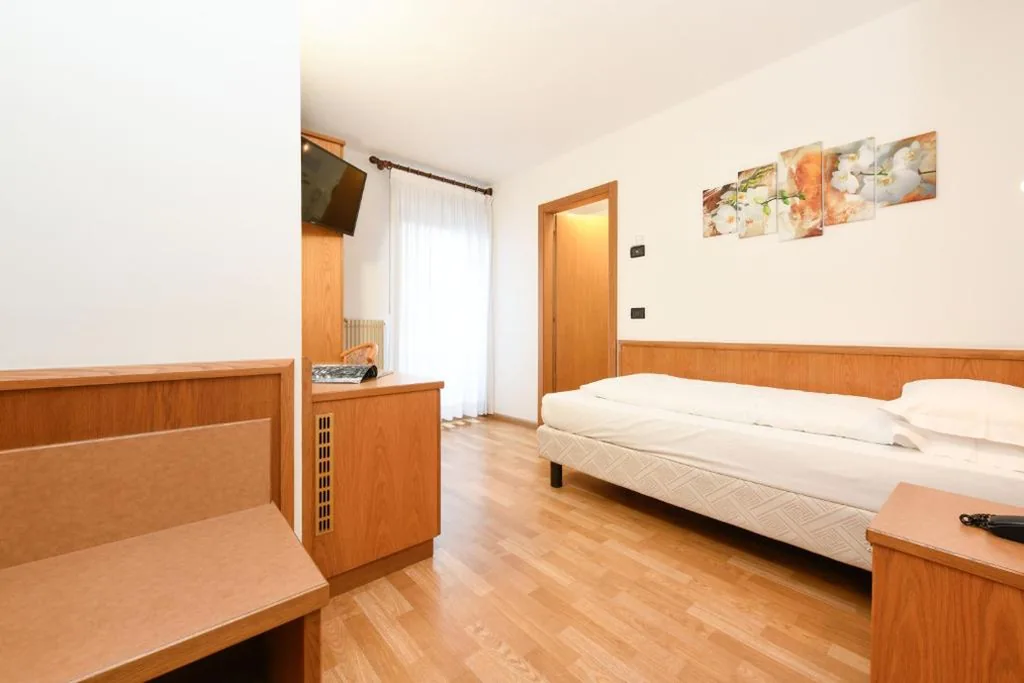 Camera Singola — Hotel Denny