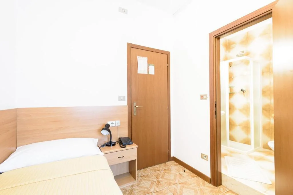 Camera Singola — Hotel Doria