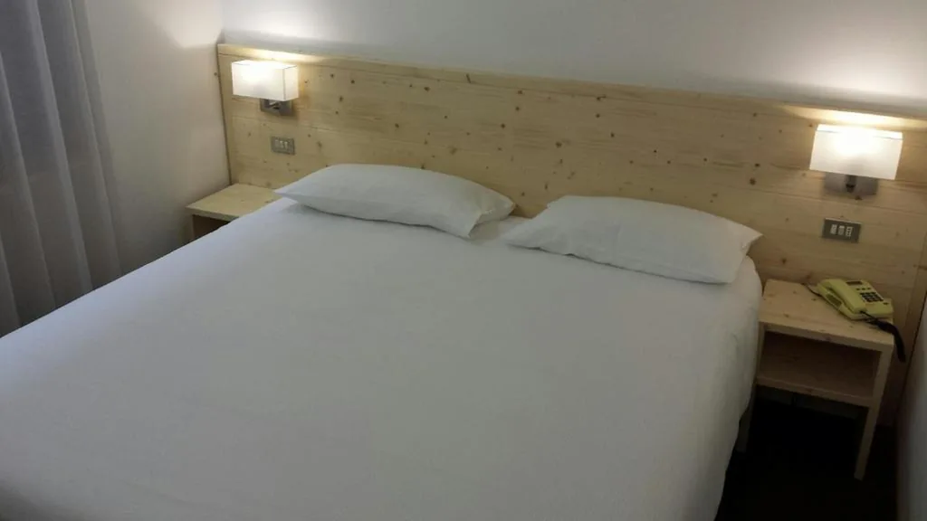 Camera Singola — Hotel Engel