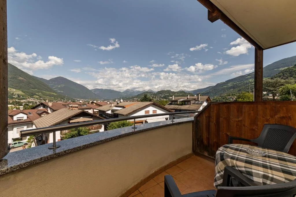 Single Room — Hotel Millanderhof