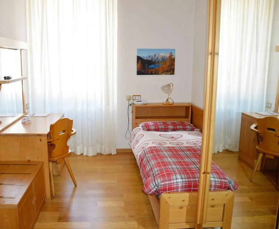 Camera Singola — Hotel Pinzolo-Dolomiti