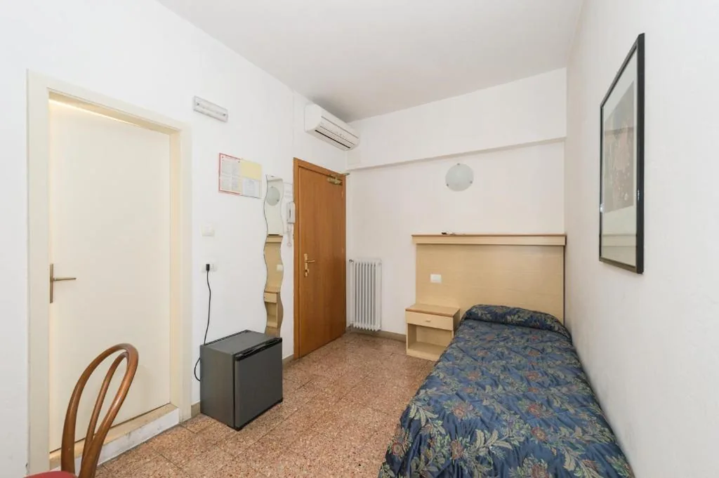 Camera Singola — Hotel Primo