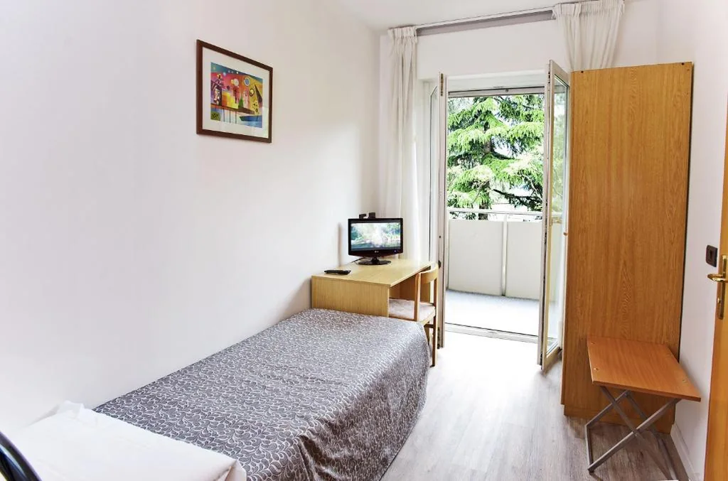 Single Room — Hotel Rubino