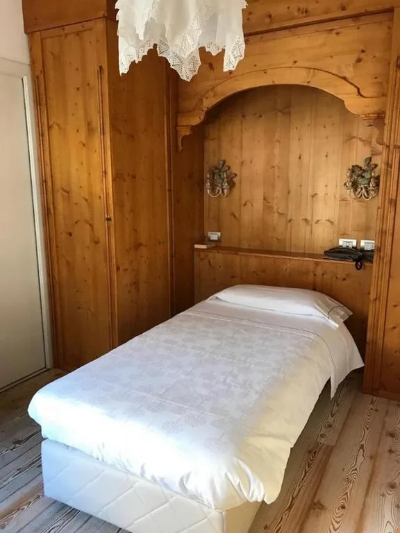 Camera Singola — Hotel Touring