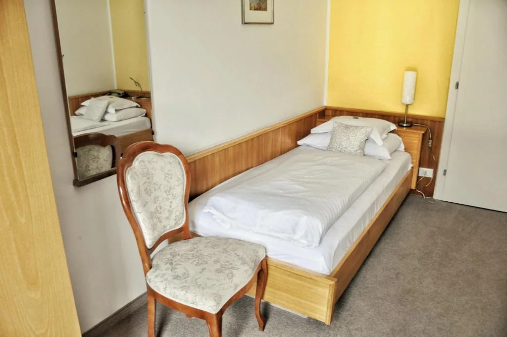 Camera Singola — Hotel Zima