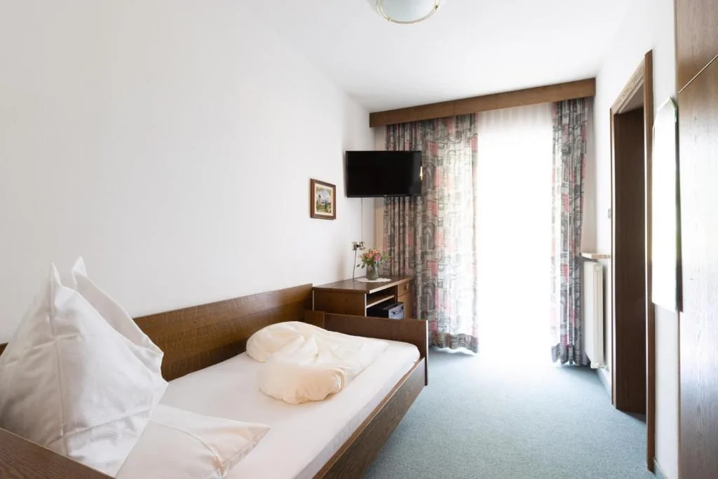 Single Room — Pension Margreth