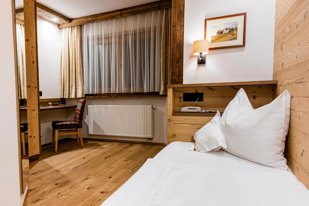 Camera Singola Standard — Garni Hotel Rosengarten B&B