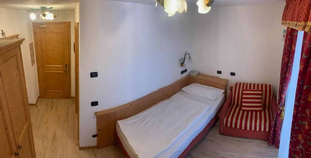 Camera Singola Standard — Hotel Laurin