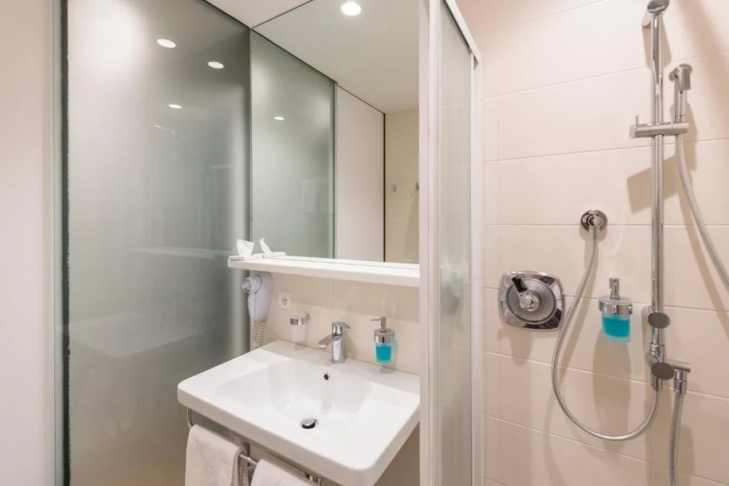 Superior Single Room — Hotel Lener