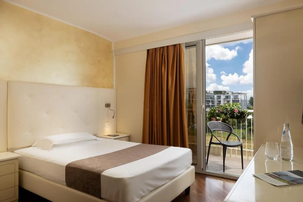 Camera Singola Superior — Hotel Savoy Palace – Tonelli Hotels