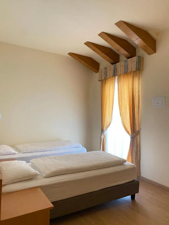 Standard Double or Twin Room with Balcony — Al Brenta