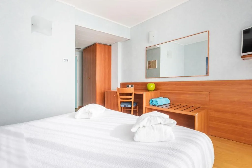 Camera Standard Matrimoniale/Doppia con Letti Singoli — Hotel Gabry