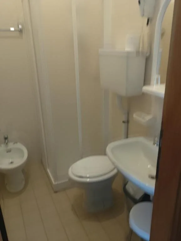 Standard Double/Twin Room — Hotel Garden