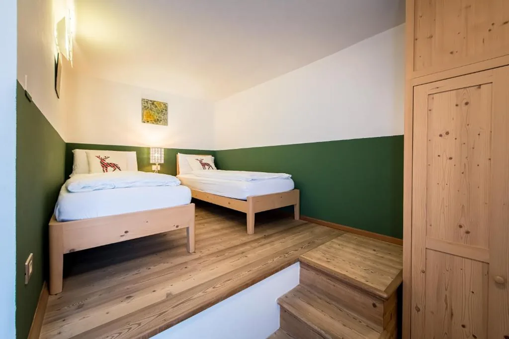 Camera Superior Deluxe Matrimoniale/Doppia con Letti Singoli — Am Schloss Guest House