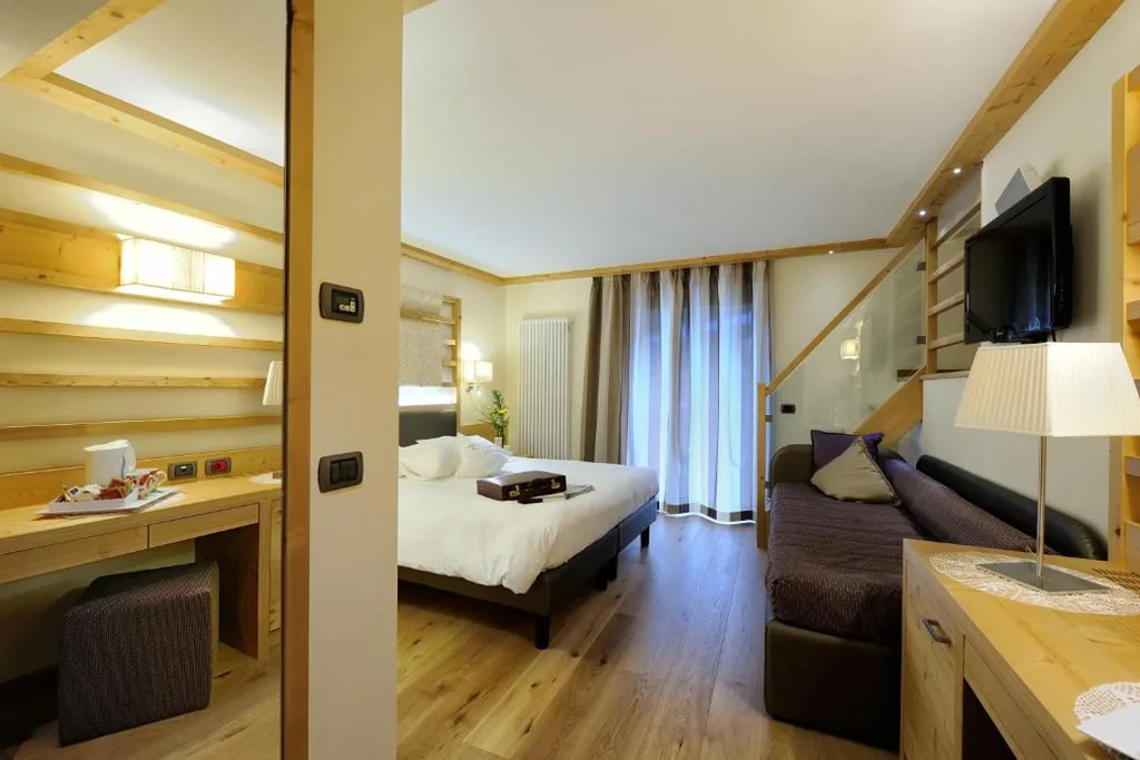 Camera Superior Matrimoniale/Doppia con Letti Singoli — Boutique Hotel Diana