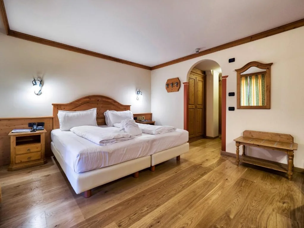 Camera Superior Matrimoniale/Doppia con Letti Singoli — Hotel Bertelli