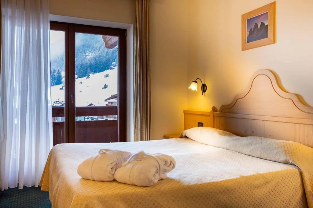 Superior Double/Twin Room — Hotel Crepei