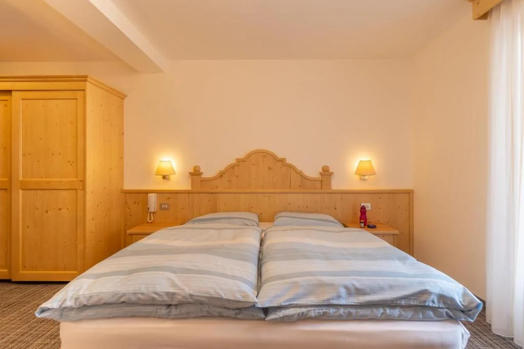 Camera Tripla — Albergo Canazei