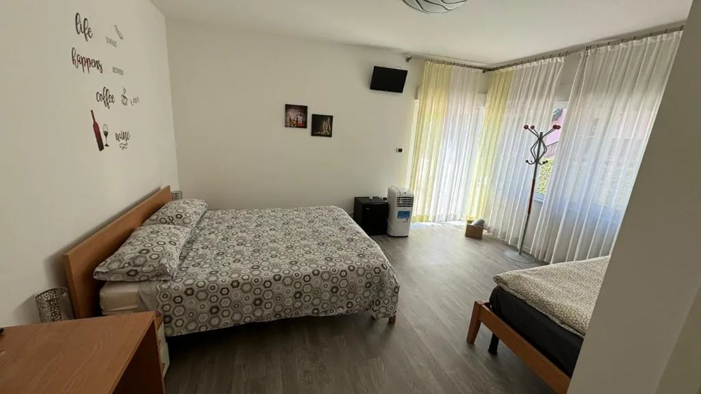 Camera Tripla — B&B DIVINO
