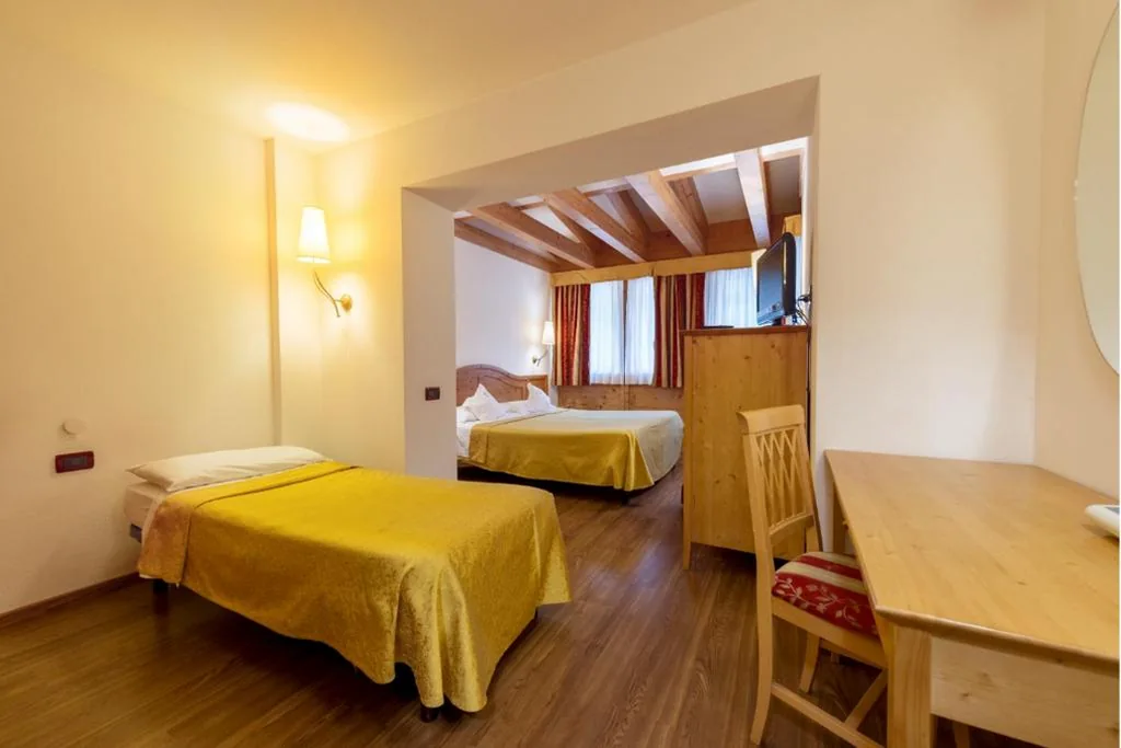 Camera Tripla Classic — Hotel Alpino Al Cavalletto