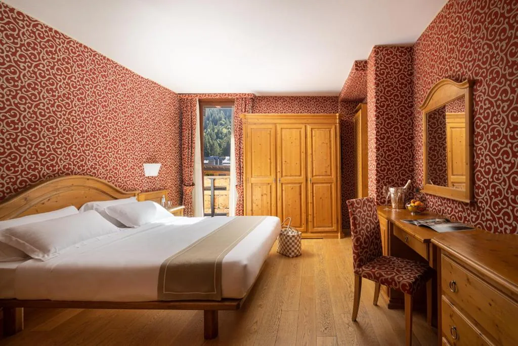 Camera Tripla Classic — Hotel Splendid