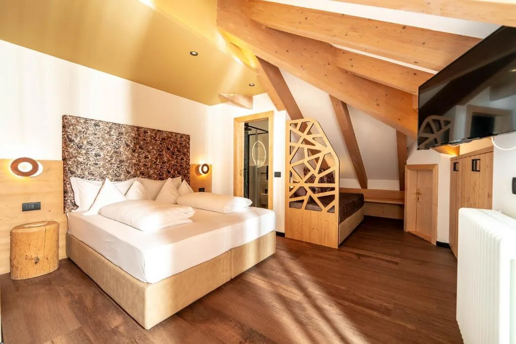 Comfort Triple Room — Hotel Chalet Sas Morin