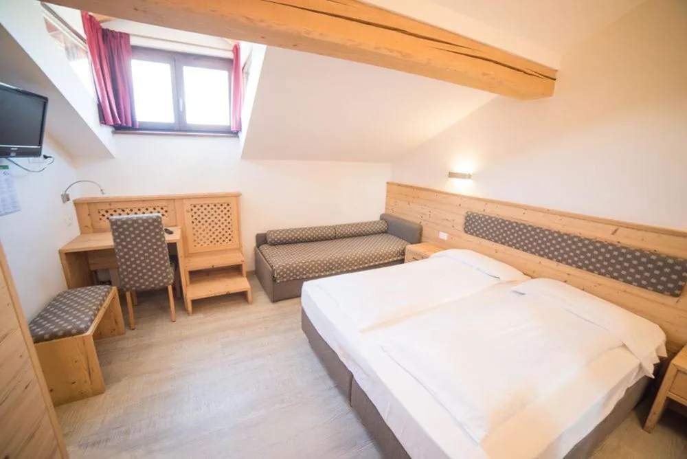 Camera Tripla Comfort — Hotel Due Spade