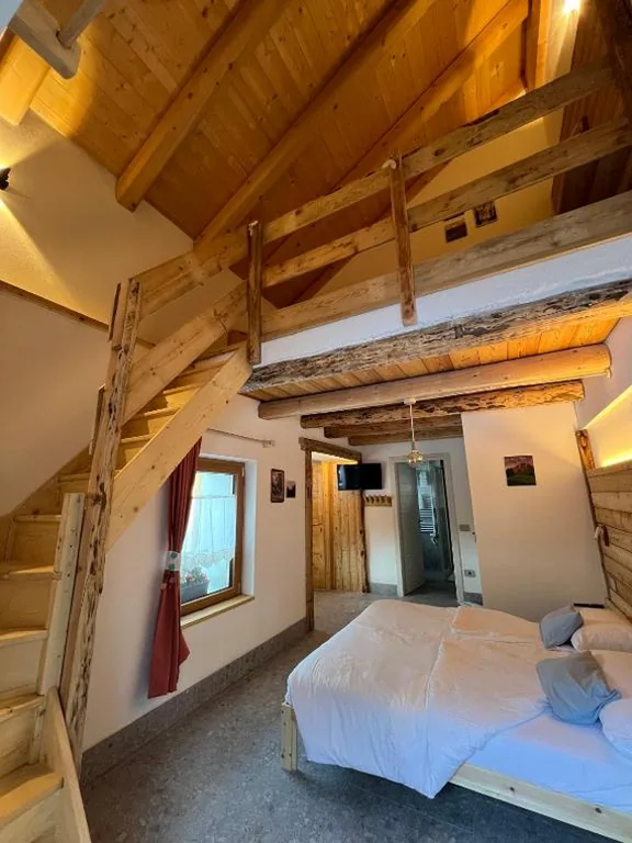 Camera Tripla con Bagno Privato — Locanda al Toal